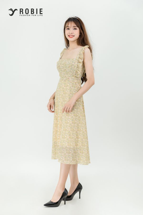 đầm suông cổ vuông